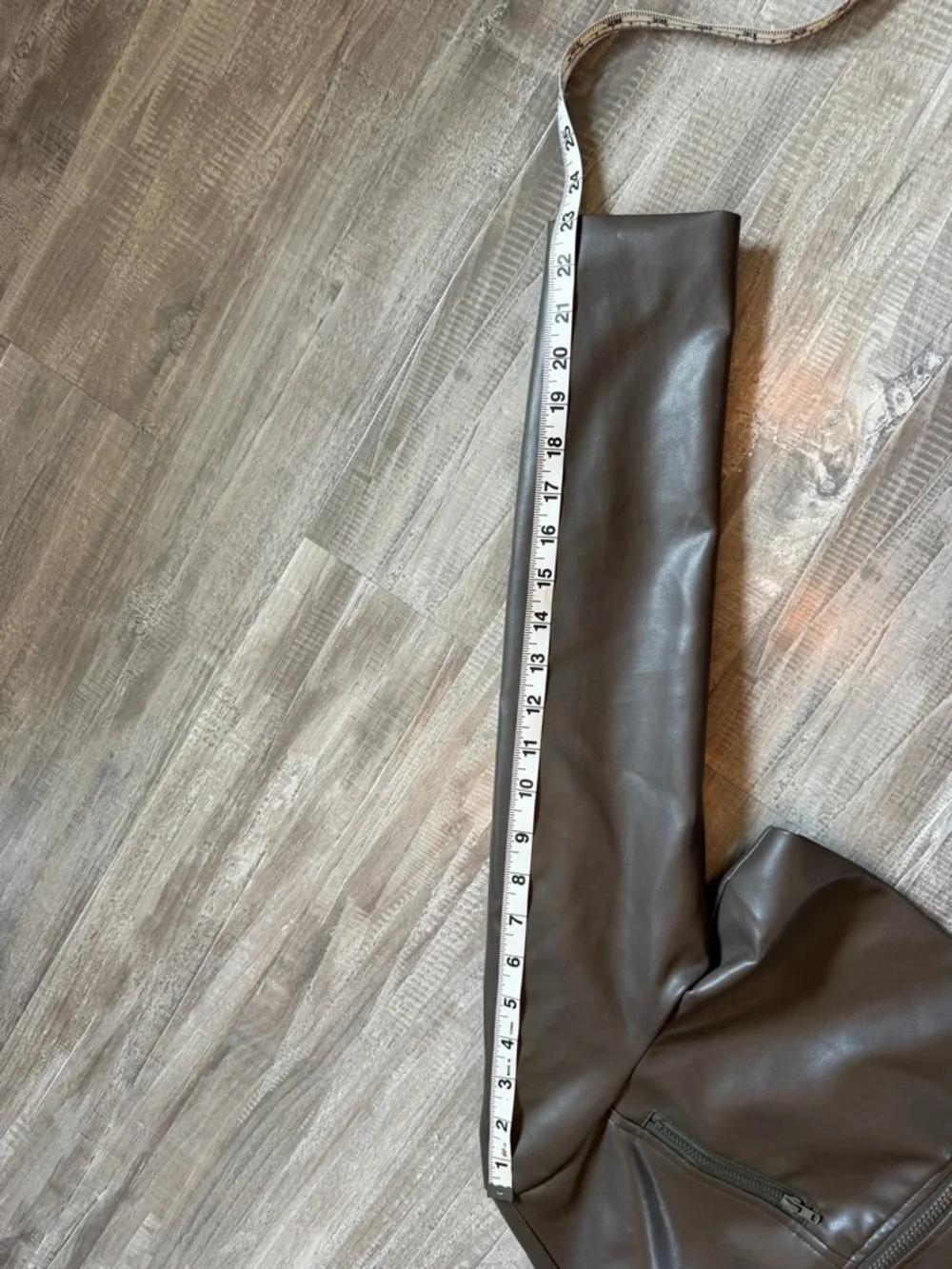 Cropped Brown Leather Moto Jacket - Picture 5 of 7